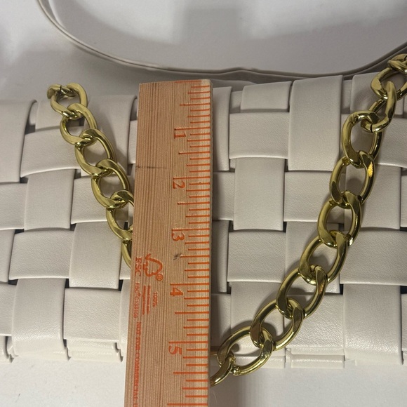 Classy White Faux Leather Purse W/ Criss Cross Design. Two Handles. Gold Chain - Picture 8 of 8